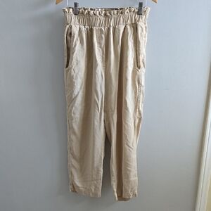 Aritzia The Group Babaton Lightweight Cream Coloured Pants Size Medium